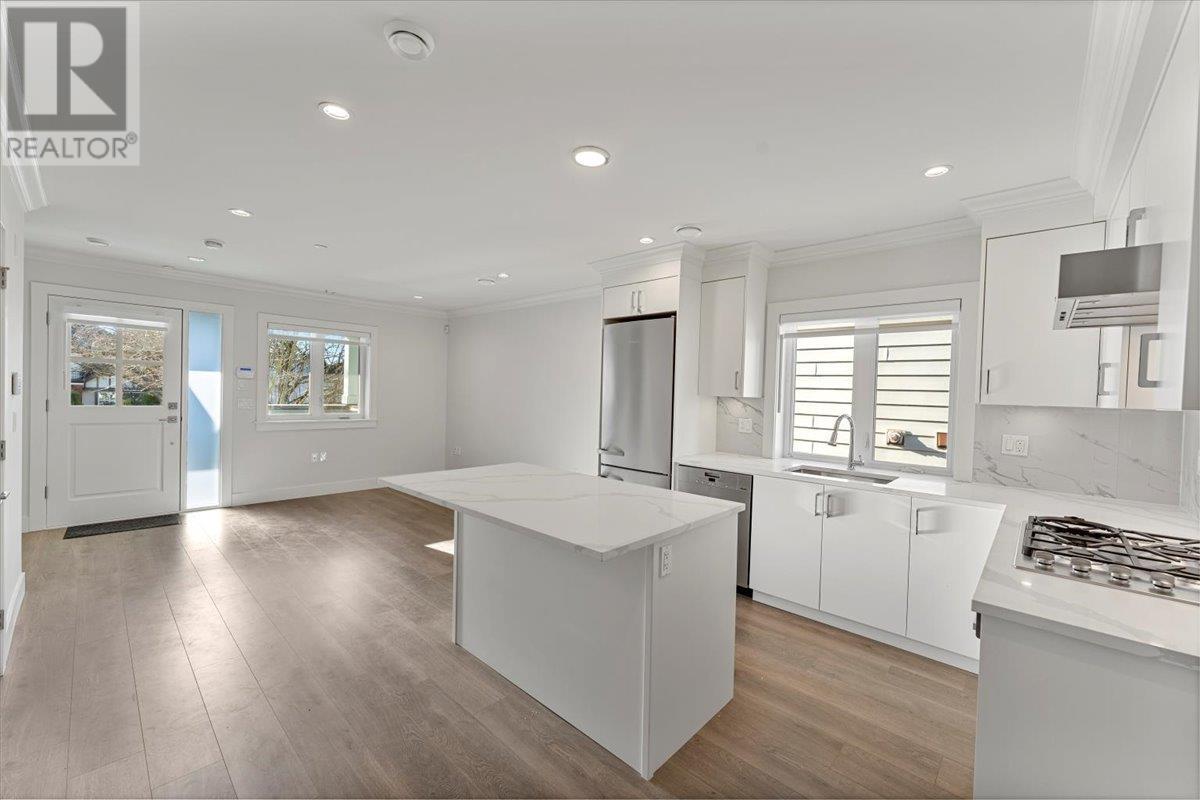 2227 W 16th Avenue, Vancouver, British Columbia  V6K 3B4 - Photo 13 - R2963479