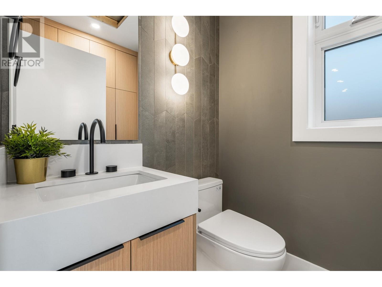 Listing Picture 19 of 40 : 1 3494 FRANKLIN STREET, Vancouver / 溫哥華 - 魯藝地產 Yvonne Lu Group - MLS Medallion Club Member