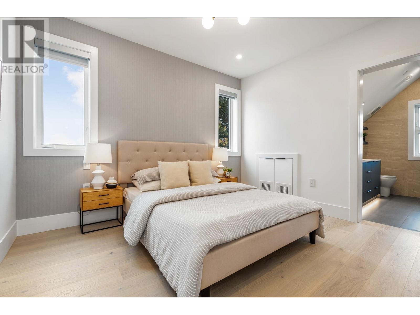 Listing Picture 25 of 40 : 1 3494 FRANKLIN STREET, Vancouver / 溫哥華 - 魯藝地產 Yvonne Lu Group - MLS Medallion Club Member