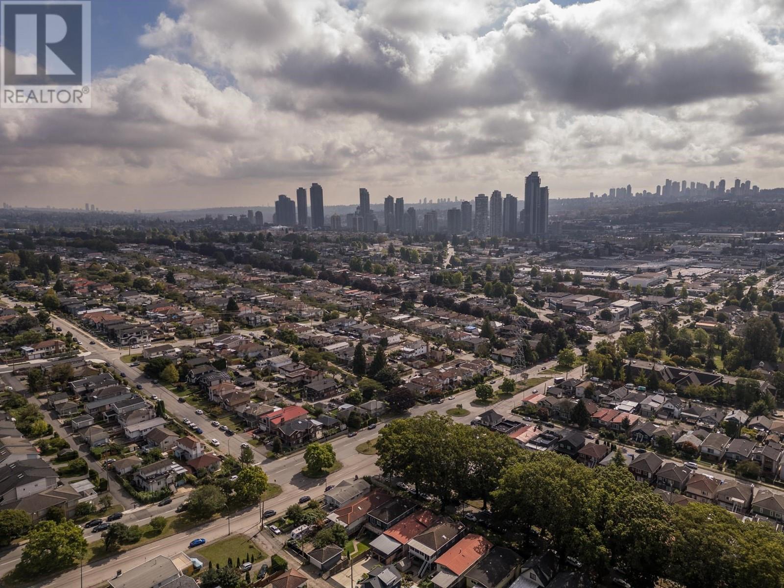 Listing Picture 34 of 40 : 1 3494 FRANKLIN STREET, Vancouver / 溫哥華 - 魯藝地產 Yvonne Lu Group - MLS Medallion Club Member