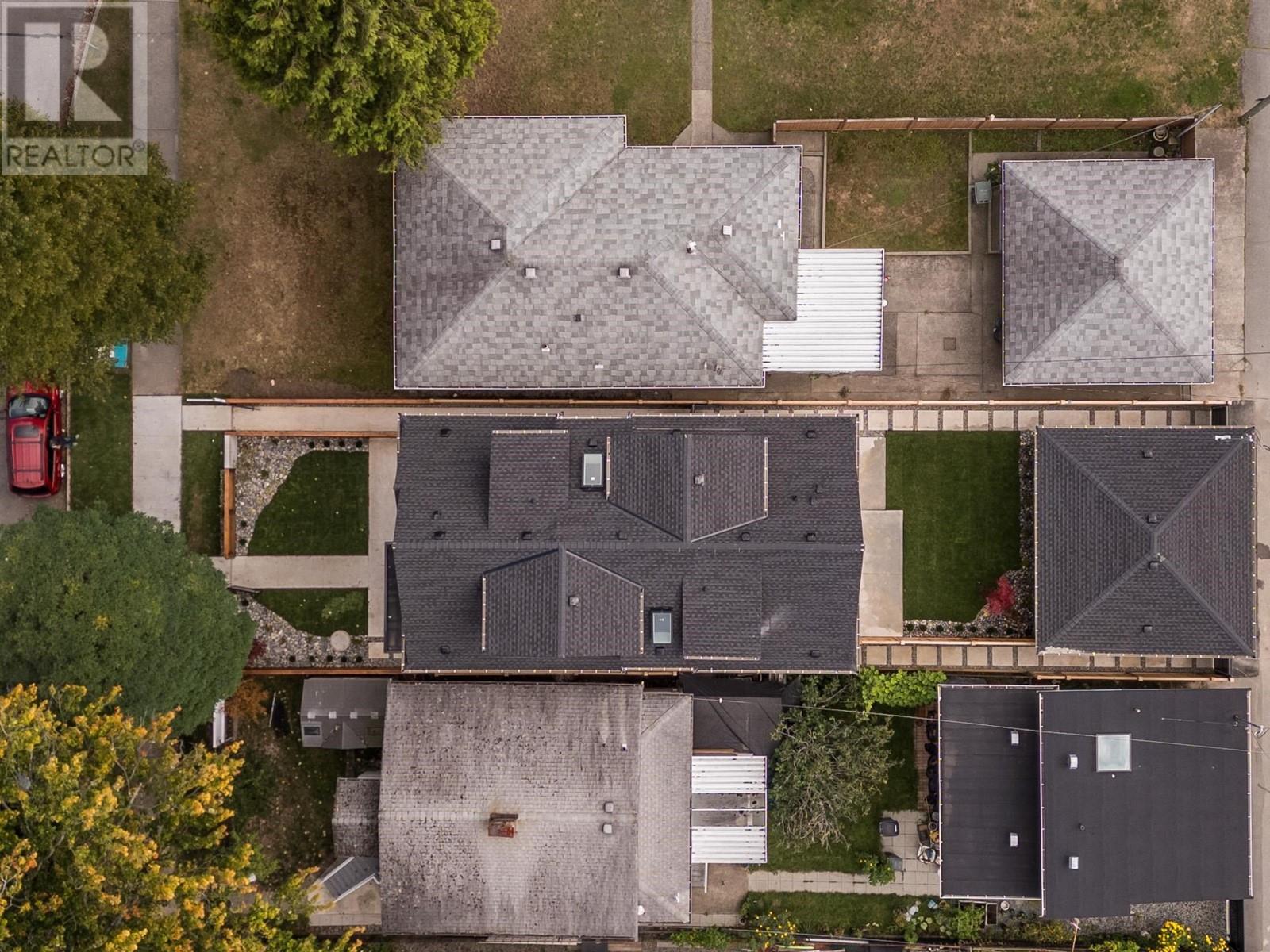 Listing Picture 39 of 40 : 1 3494 FRANKLIN STREET, Vancouver / 溫哥華 - 魯藝地產 Yvonne Lu Group - MLS Medallion Club Member