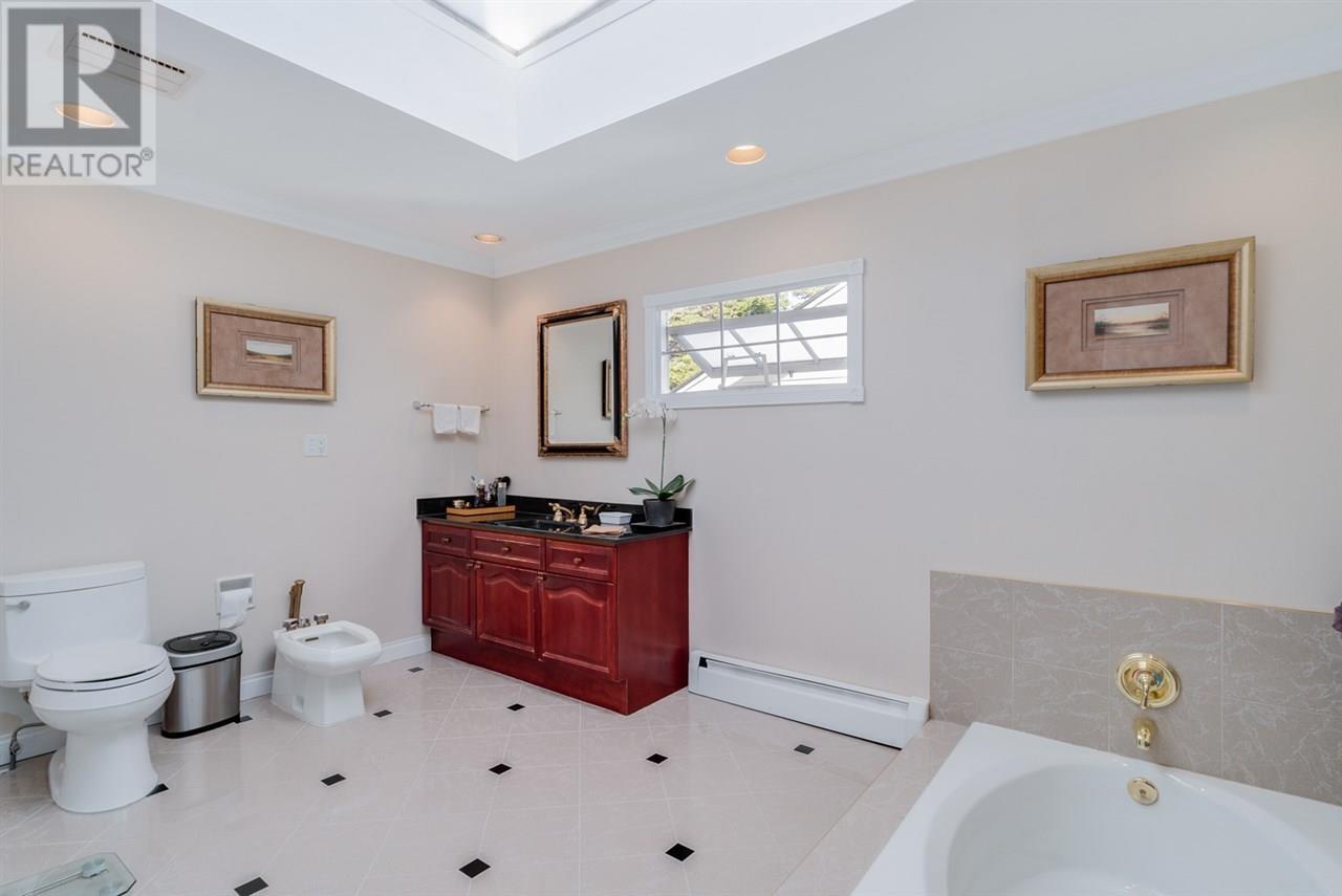 1107 W 46th Avenue, Vancouver, British Columbia  V6M 2J9 - Photo 12 - R2963436