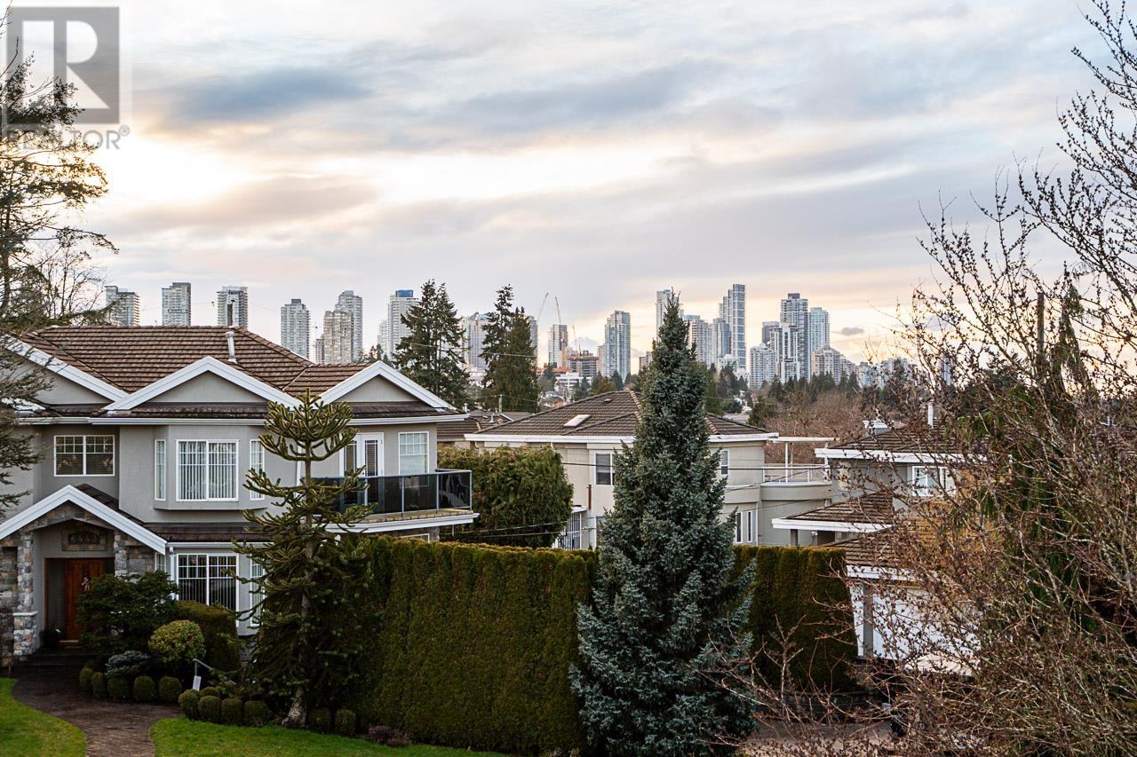 Listing Picture 27 of 40 : 6442 LAKEVIEW AVENUE, Burnaby / 本拿比 - 魯藝地產 Yvonne Lu Group - MLS Medallion Club Member
