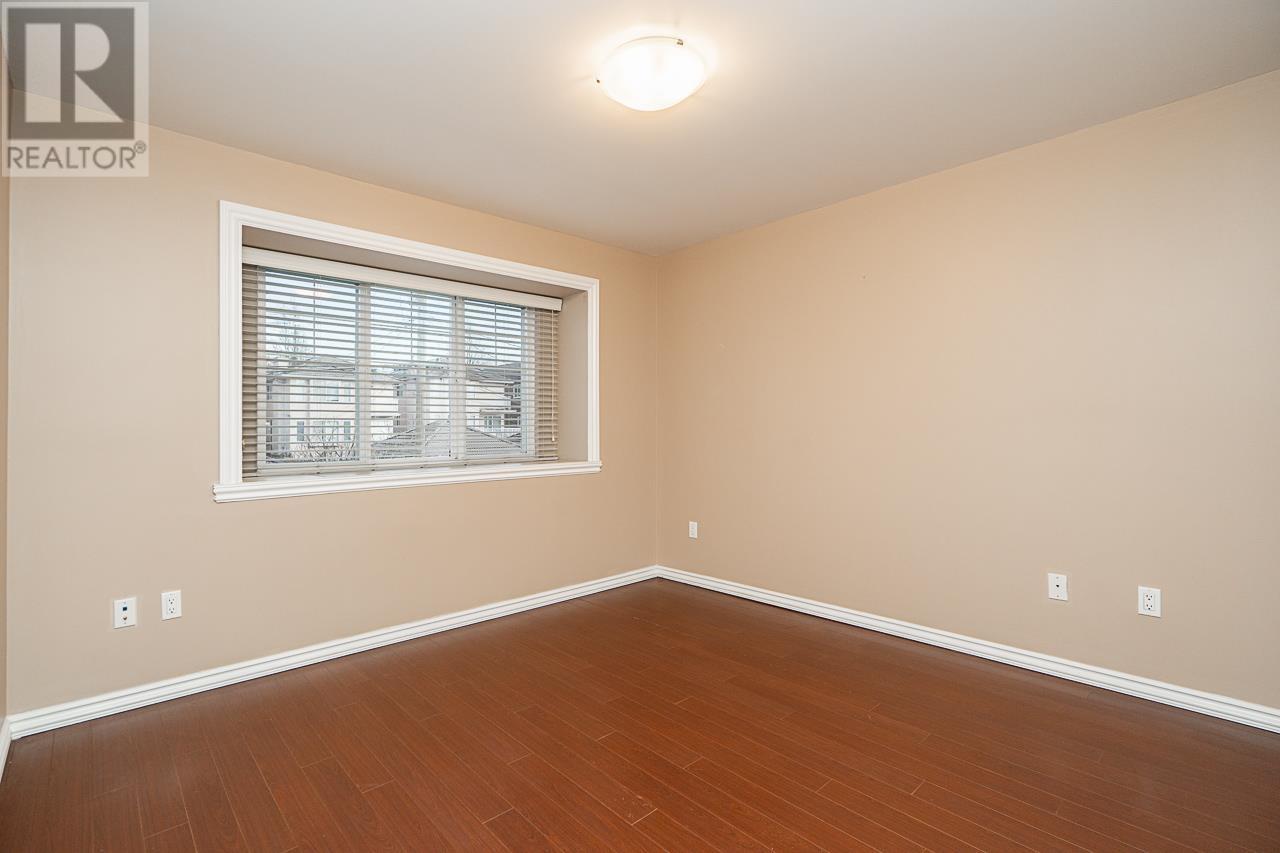 Listing Picture 30 of 40 : 6442 LAKEVIEW AVENUE, Burnaby / 本拿比 - 魯藝地產 Yvonne Lu Group - MLS Medallion Club Member