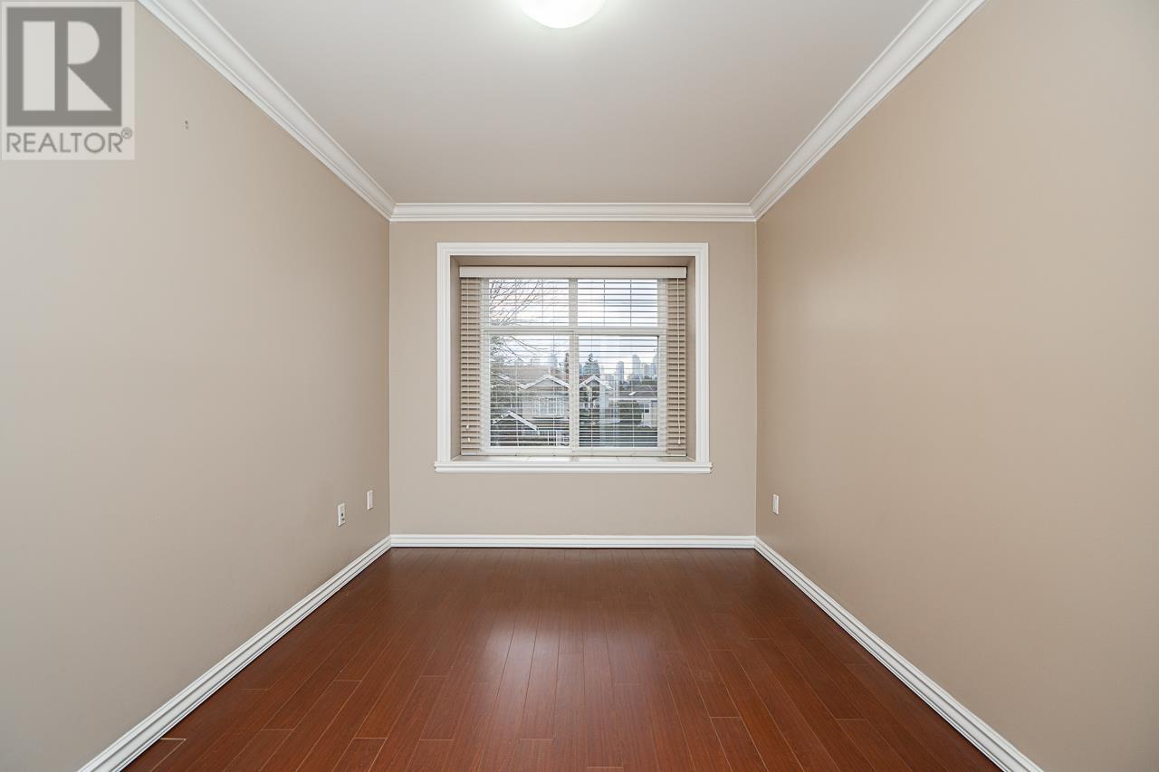Listing Picture 31 of 40 : 6442 LAKEVIEW AVENUE, Burnaby / 本拿比 - 魯藝地產 Yvonne Lu Group - MLS Medallion Club Member