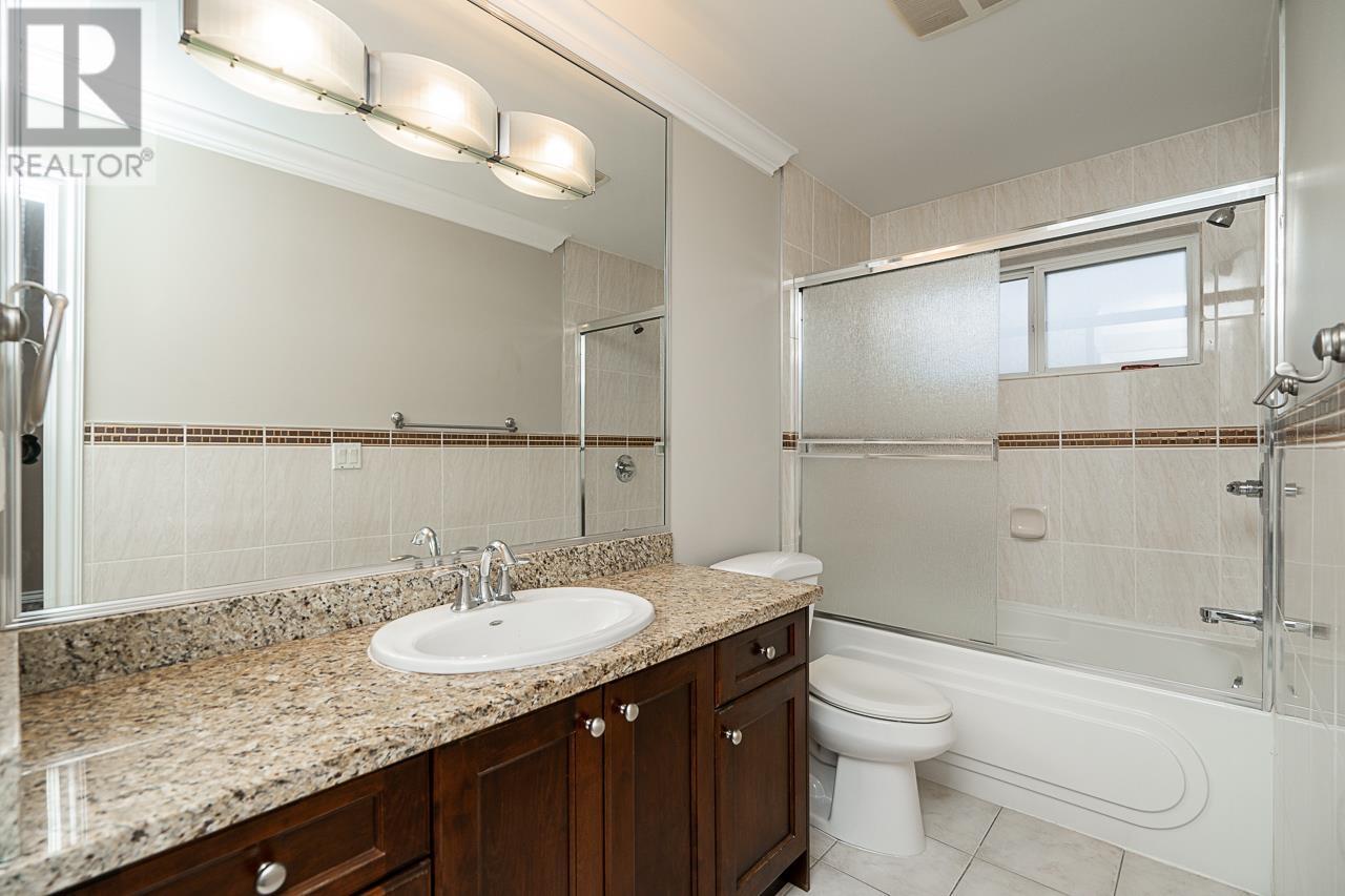 Listing Picture 32 of 40 : 6442 LAKEVIEW AVENUE, Burnaby / 本拿比 - 魯藝地產 Yvonne Lu Group - MLS Medallion Club Member