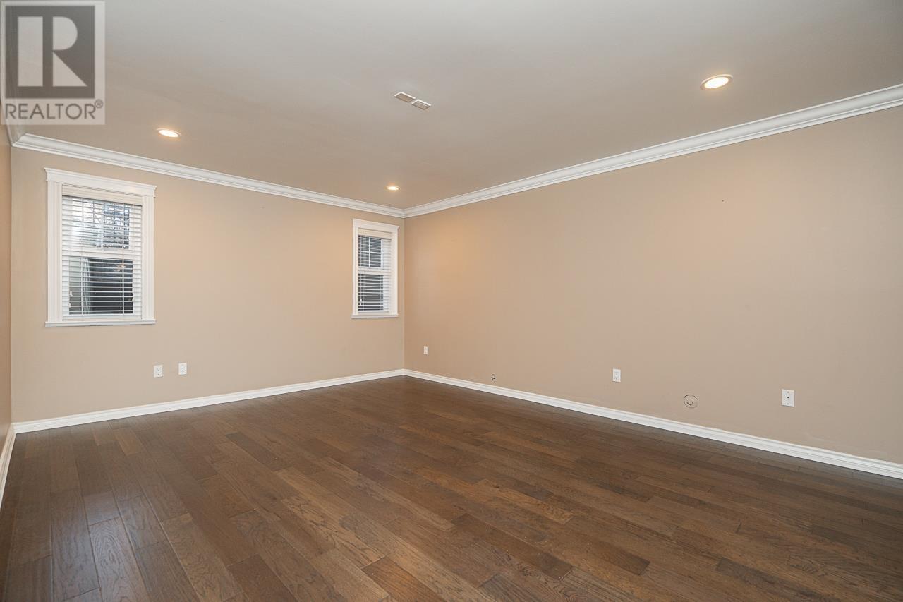 Listing Picture 33 of 40 : 6442 LAKEVIEW AVENUE, Burnaby / 本拿比 - 魯藝地產 Yvonne Lu Group - MLS Medallion Club Member