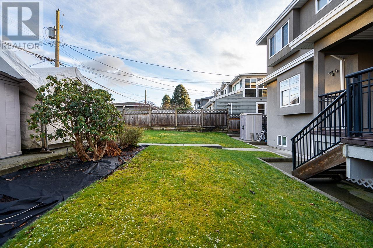 Listing Picture 38 of 40 : 6442 LAKEVIEW AVENUE, Burnaby / 本拿比 - 魯藝地產 Yvonne Lu Group - MLS Medallion Club Member