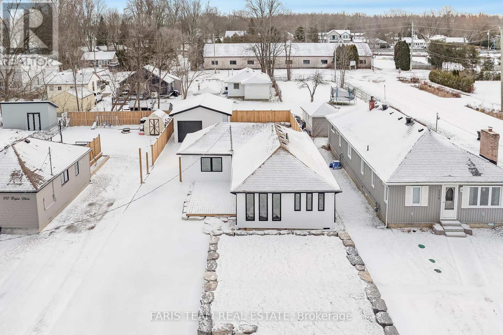 1135 POPLAR DRIVE, Innisfil, Ontario