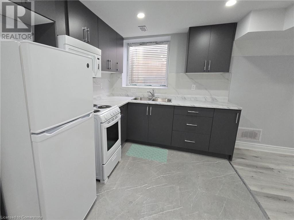 117 Markwood Drive Unit# Lower, Kitchener, Ontario  N2M 2H3 - Photo 4 - 40695498