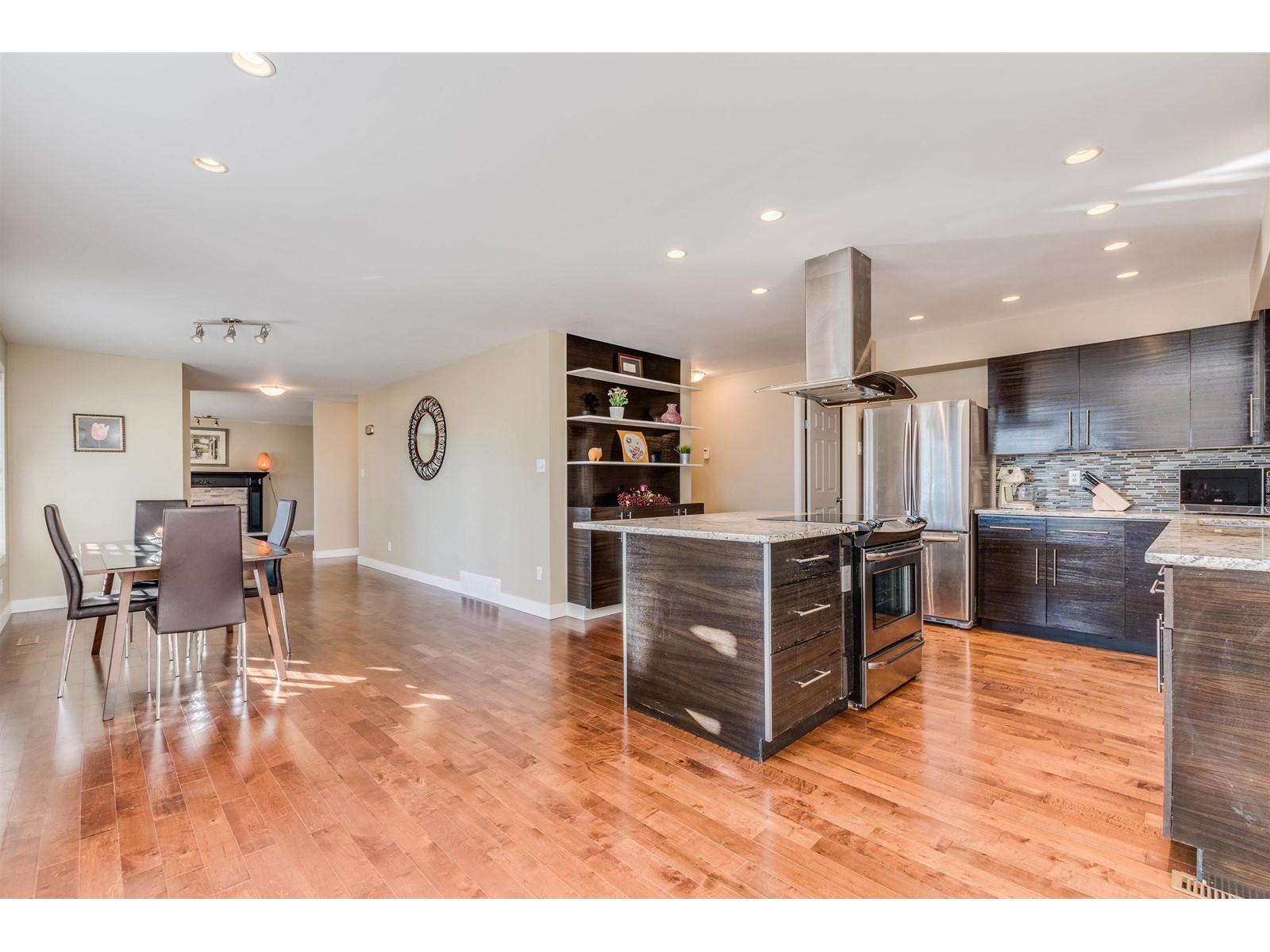 15825 101 Avenue, Surrey, British Columbia  V4N 2S6 - Photo 7 - R2963379