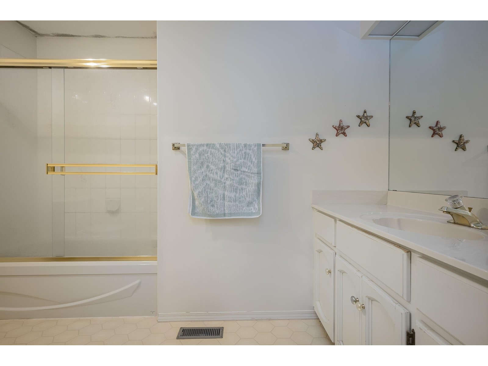 12373 Boundary Close, Surrey, British Columbia  V3X 2C3 - Photo 25 - R2963488