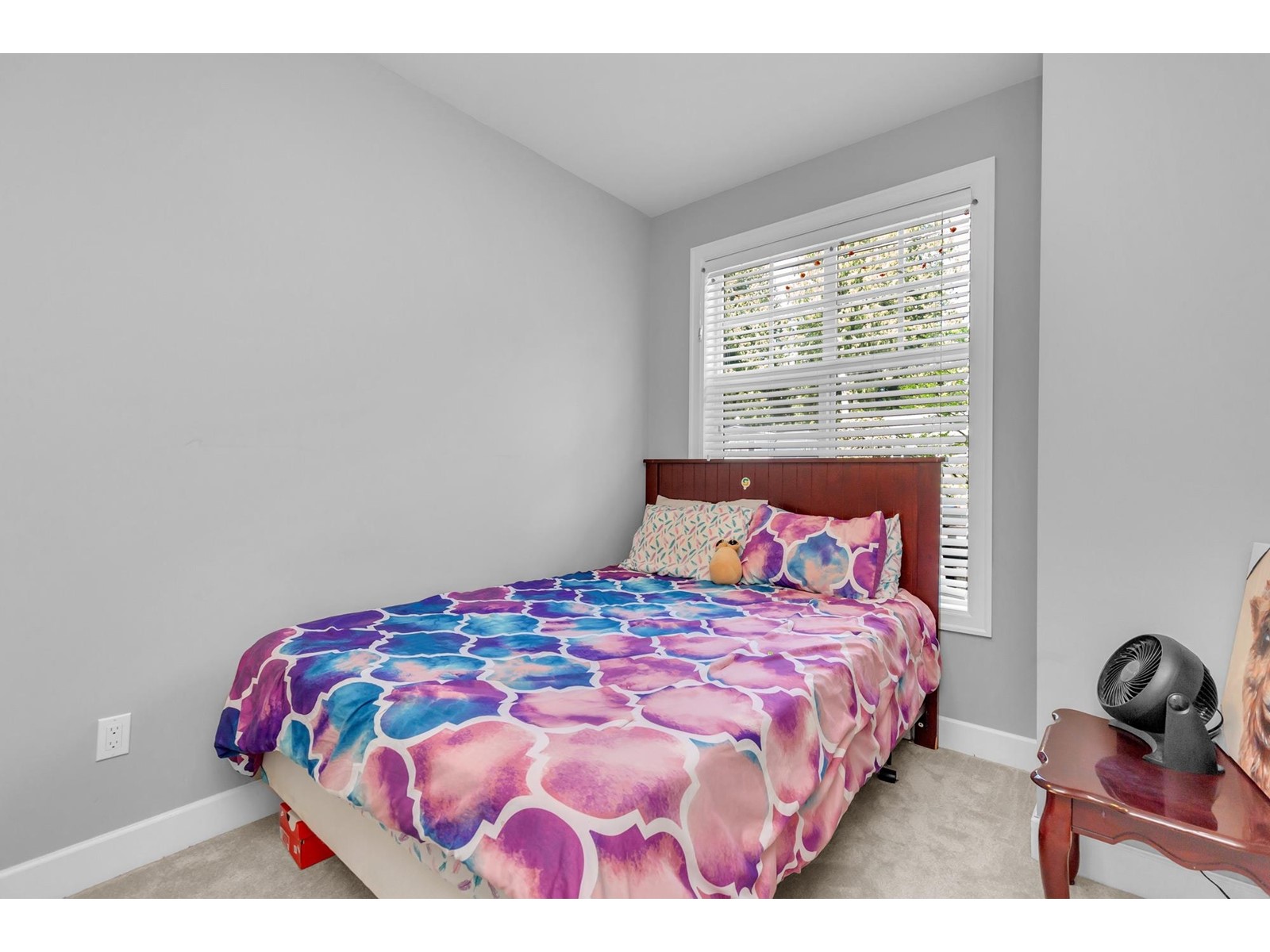 Property at 12 33460 LYNN AVENUE image 5