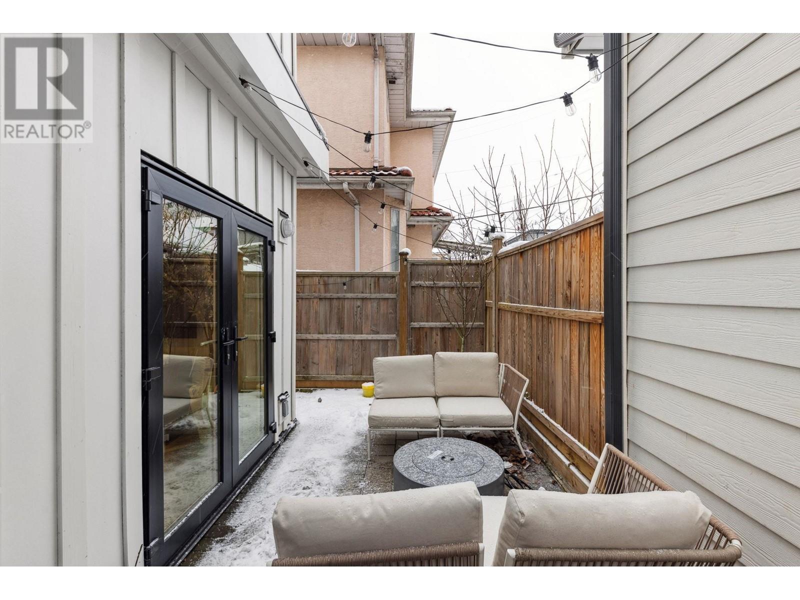 Listing Picture 26 of 28 : 2318 E 34TH AVENUE, Vancouver / 溫哥華 - 魯藝地產 Yvonne Lu Group - MLS Medallion Club Member