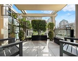 201 533 WATERS EDGE CRESCENT, West Vancouver, British Columbia