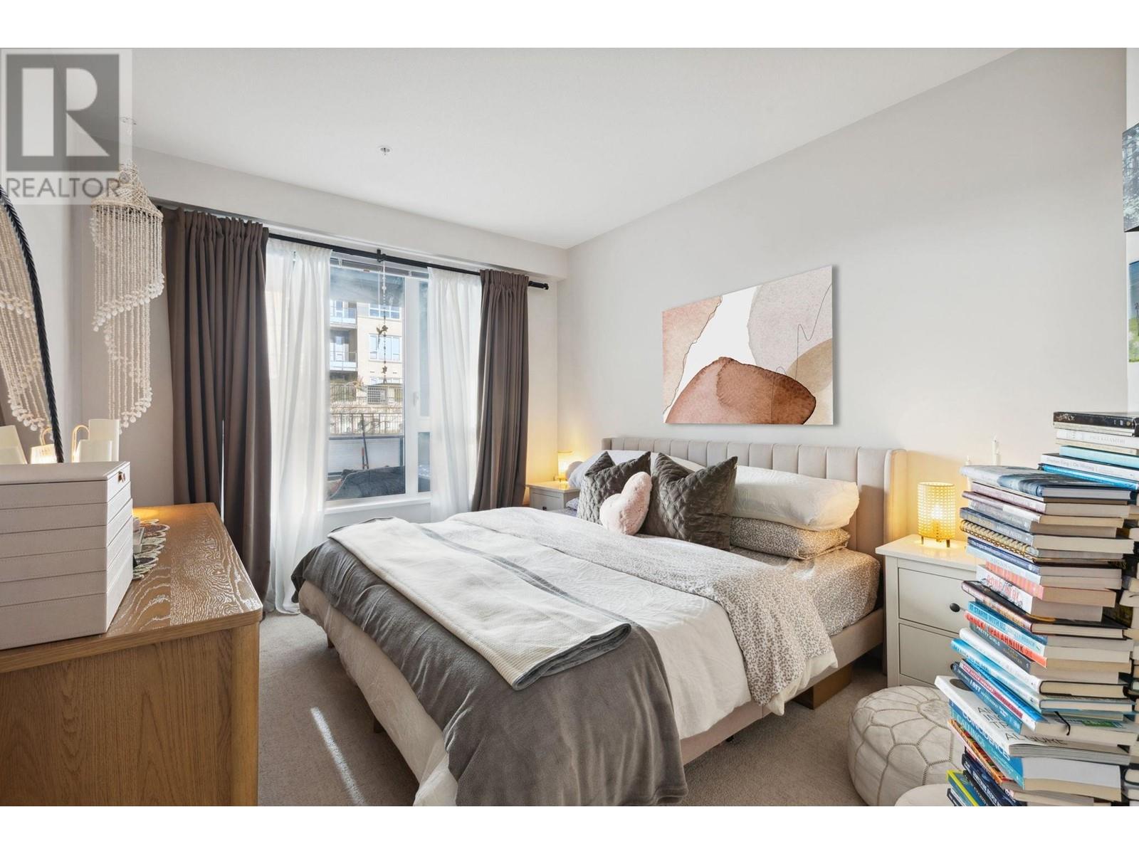 Listing Picture 16 of 24 : 316 9877 UNIVERSITY CRESCENT, Burnaby / 本拿比 - 魯藝地產 Yvonne Lu Group - MLS Medallion Club Member