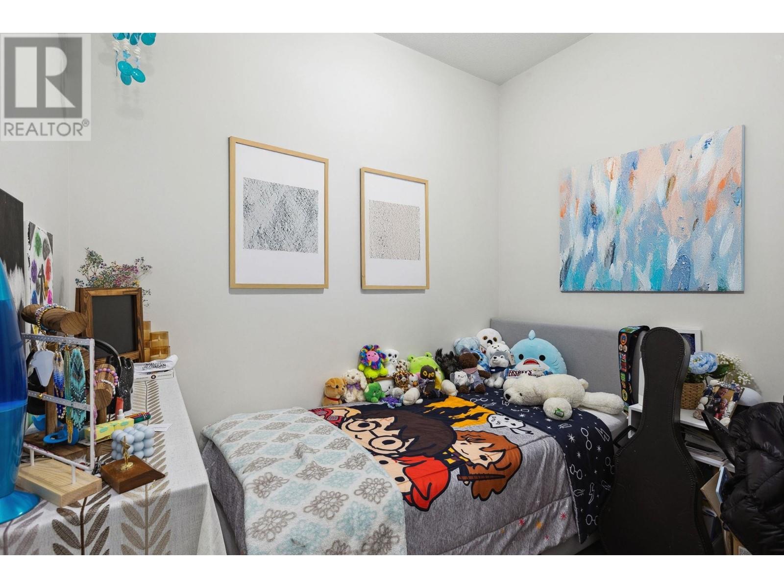 Listing Picture 19 of 24 : 316 9877 UNIVERSITY CRESCENT, Burnaby / 本拿比 - 魯藝地產 Yvonne Lu Group - MLS Medallion Club Member