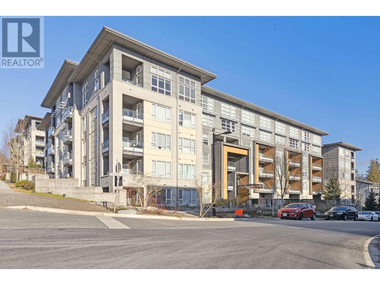 Listing Picture 22 of 24 : 316 9877 UNIVERSITY CRESCENT, Burnaby / 本拿比 - 魯藝地產 Yvonne Lu Group - MLS Medallion Club Member