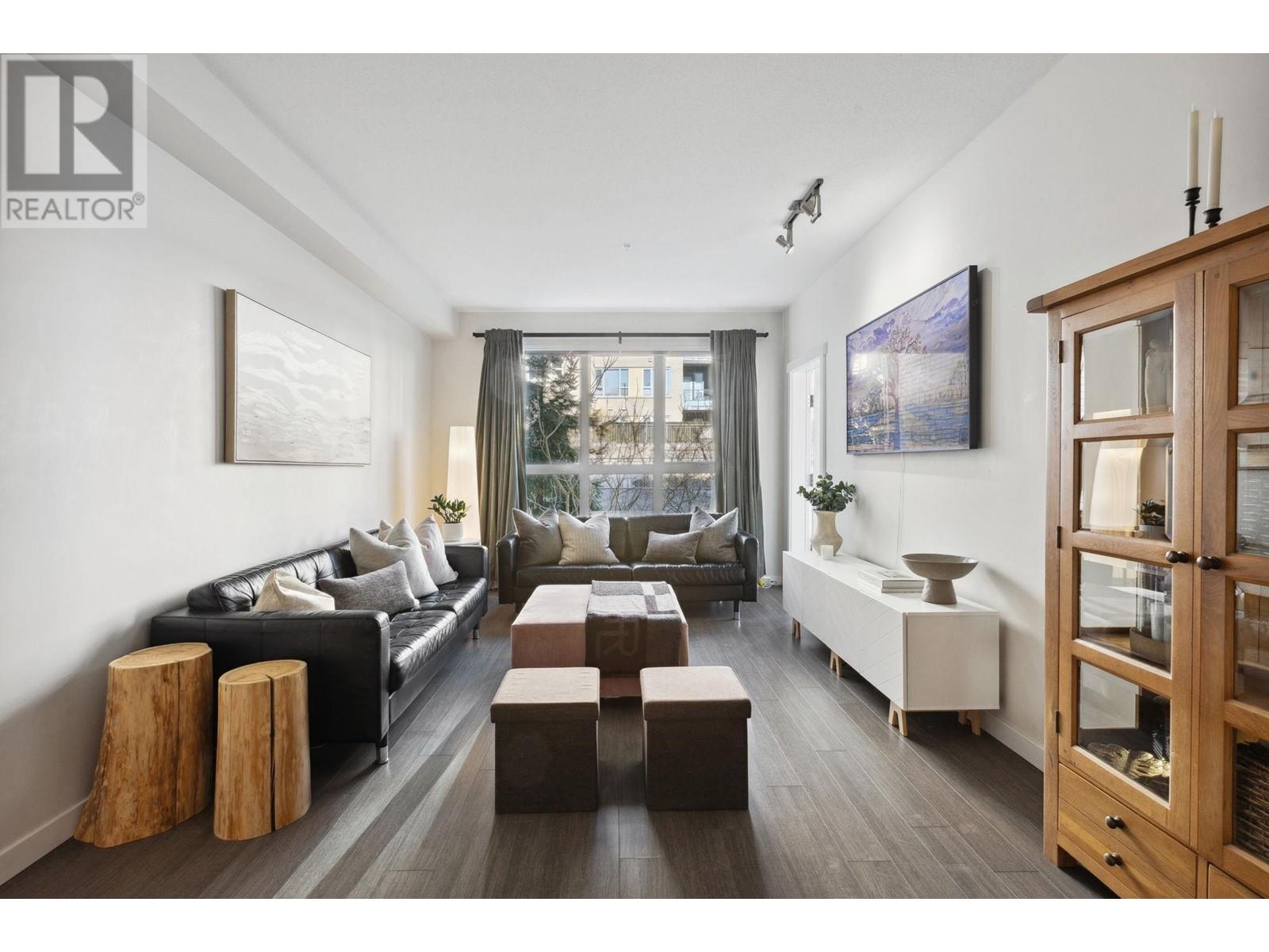 Listing Picture 8 of 24 : 316 9877 UNIVERSITY CRESCENT, Burnaby / 本拿比 - 魯藝地產 Yvonne Lu Group - MLS Medallion Club Member