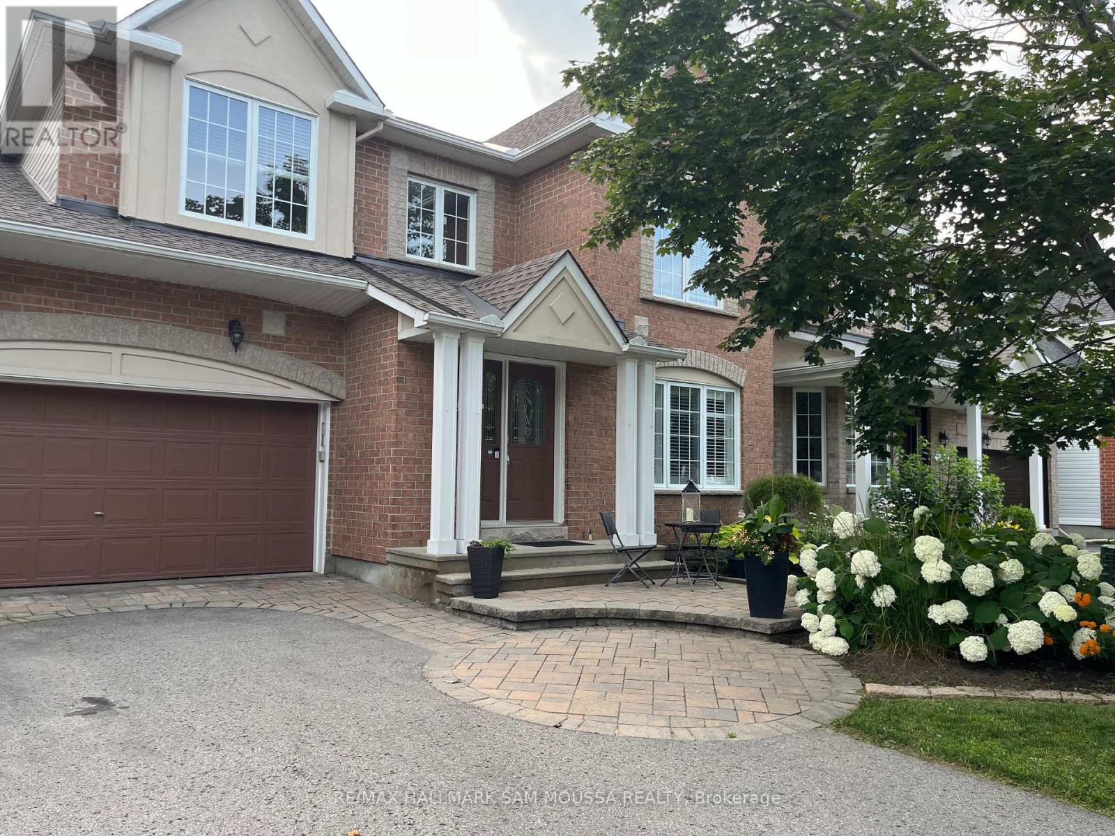 2108 BLUE WILLOW CRESCENT Ottawa