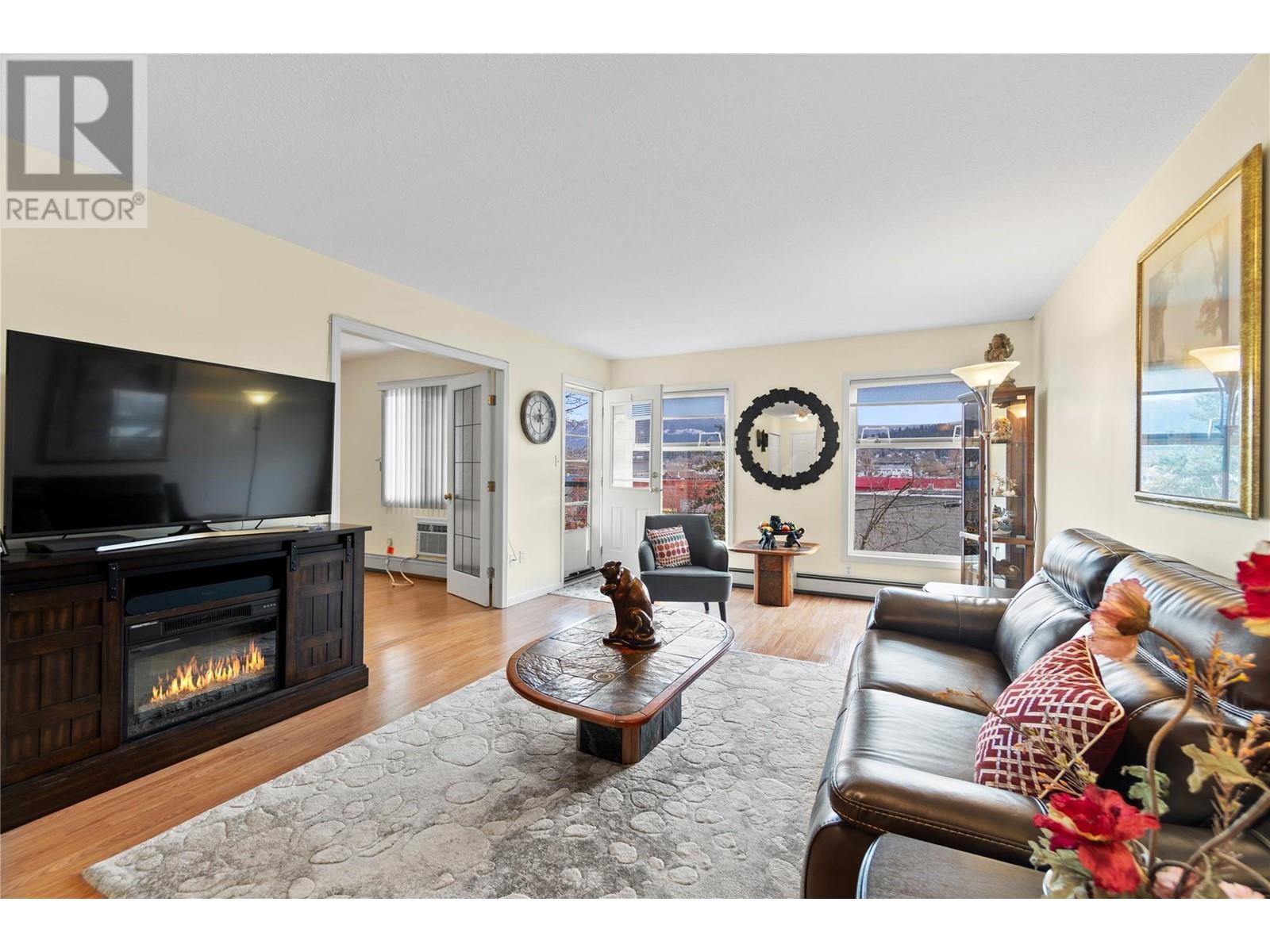 Property at 851 5 Avenue SW Unit# 304 image 3