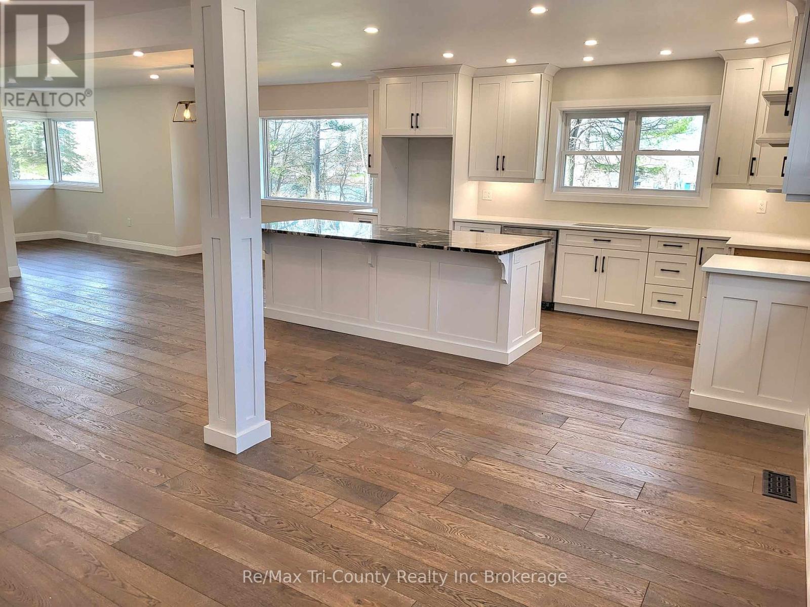 16 Delevan Crescent, Tillsonburg, Ontario  N4G 3M7 - Photo 6 - X11956216