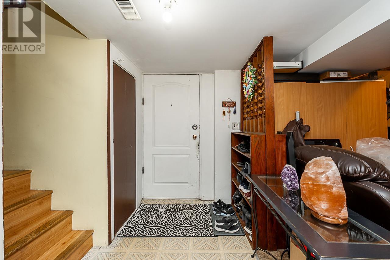 1031 Stewart Avenue, Coquitlam, British Columbia  V3K 2N7 - Photo 21 - R2962019