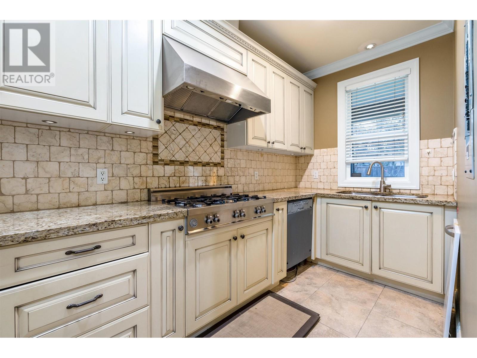 8471 Pigott Road, Richmond, British Columbia  V7A 2C3 - Photo 19 - R2963512