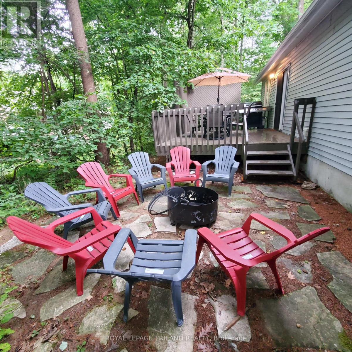 10262 Oakburn Court, Lambton Shores, Ontario N0M 1T0 - Photo 22 - X11955834