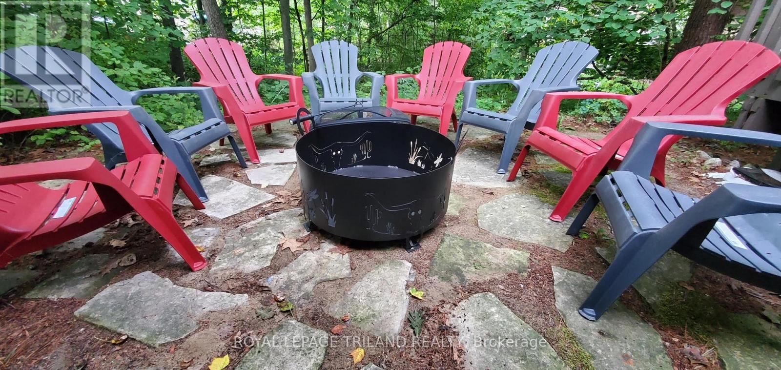 10262 Oakburn Court, Lambton Shores, Ontario N0M 1T0 - Photo 23 - X11955834
