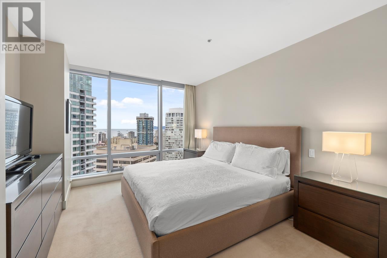 Listing Picture 17 of 28 : 2601 1111 ALBERNI STREET, Vancouver / 溫哥華 - 魯藝地產 Yvonne Lu Group - MLS Medallion Club Member