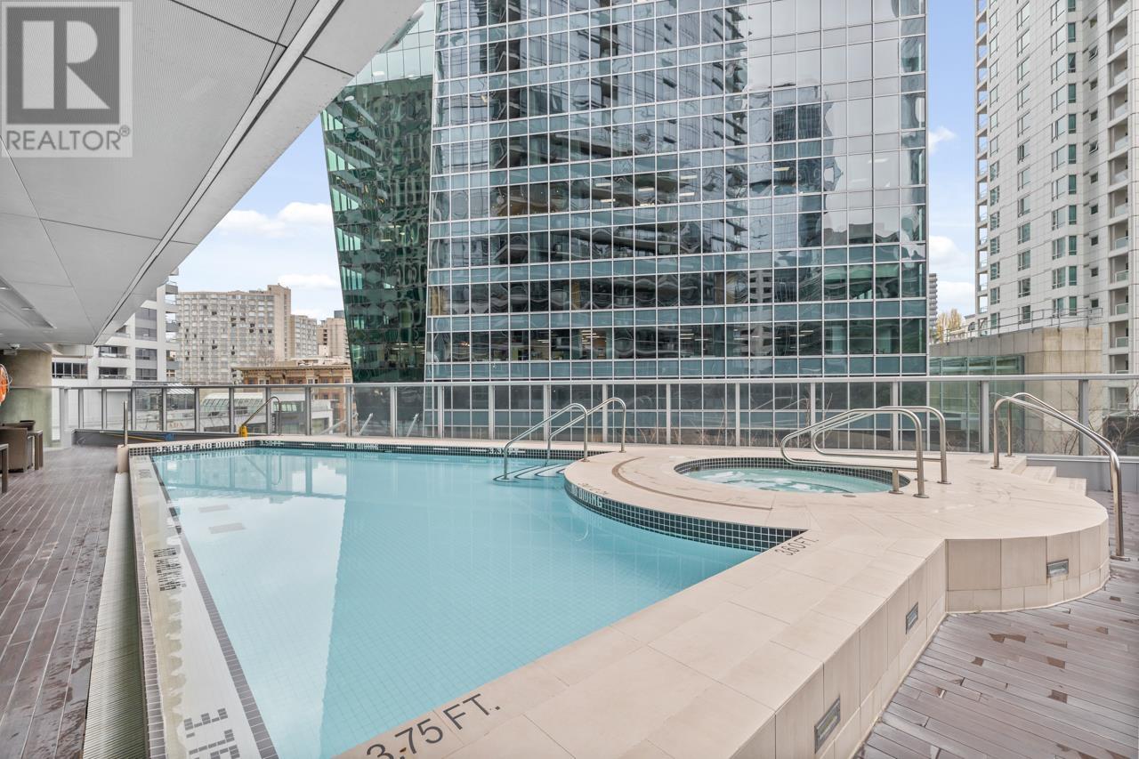 Listing Picture 25 of 28 : 2601 1111 ALBERNI STREET, Vancouver / 溫哥華 - 魯藝地產 Yvonne Lu Group - MLS Medallion Club Member