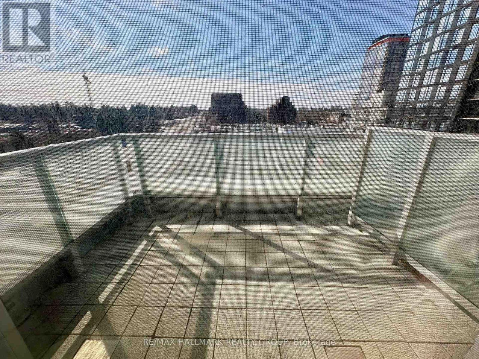 Property at 504 - 805 CARLING AVENUE image 3