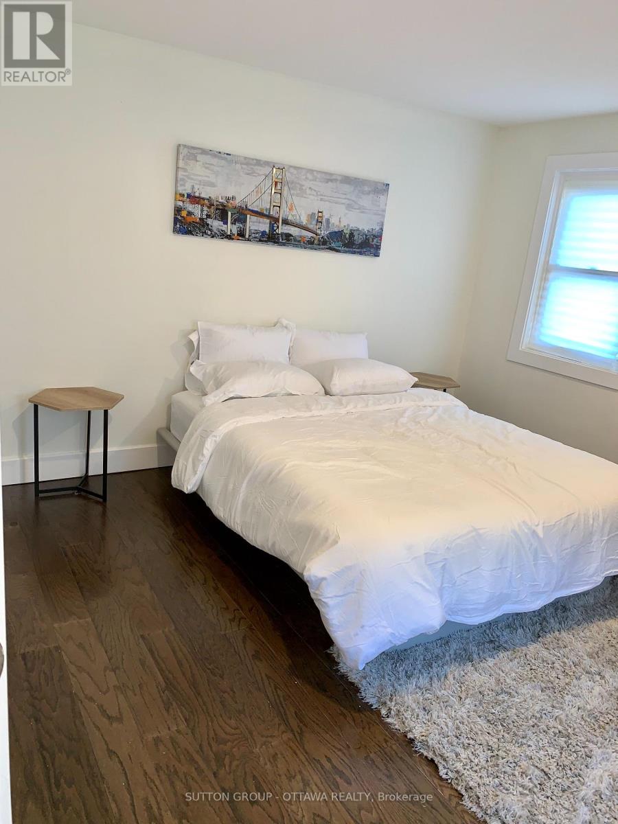 323 Montfort Street, Ottawa, Ontario  K1L 5N5 - Photo 14 - X11956246