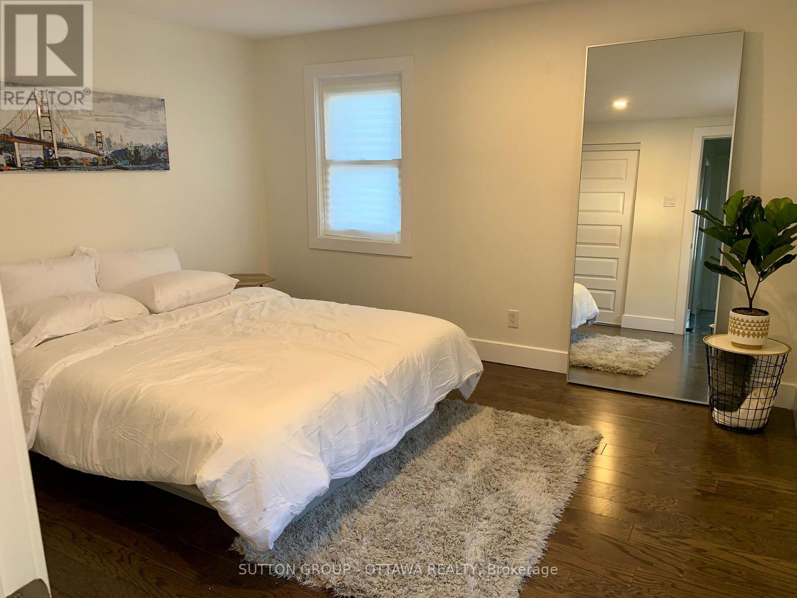 323 Montfort Street, Ottawa, Ontario  K1L 5N5 - Photo 15 - X11956246