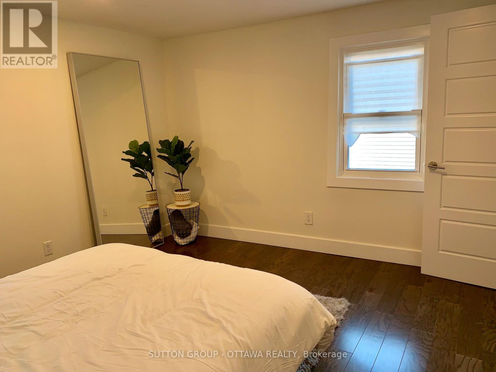 323 Montfort Street, Ottawa, Ontario  K1L 5N5 - Photo 16 - X11956246