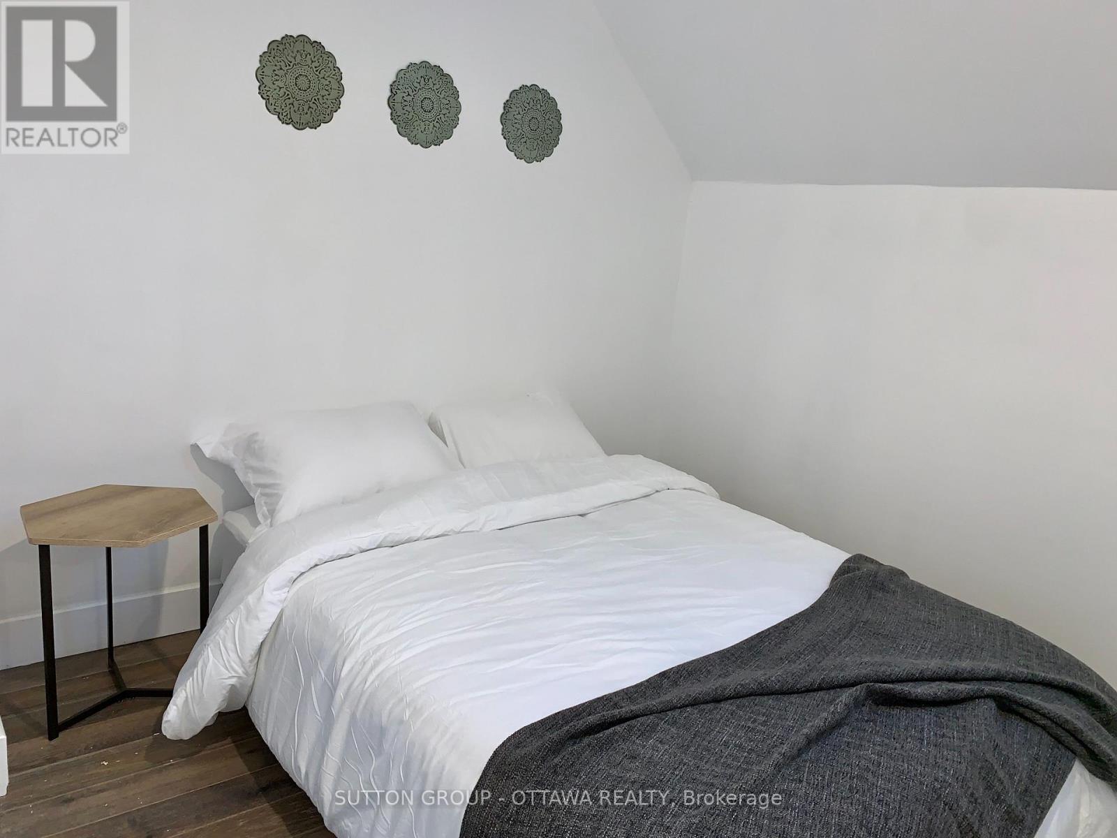 323 Montfort Street, Ottawa, Ontario  K1L 5N5 - Photo 20 - X11956246