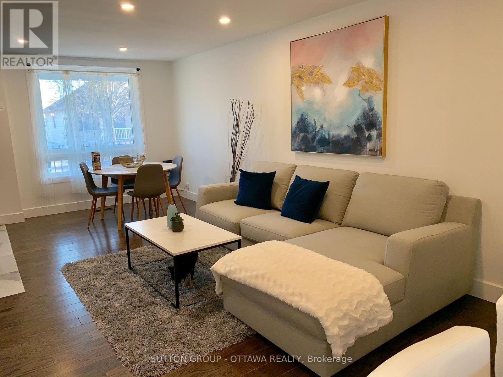 Property at 323 MONTFORT STREET image 5