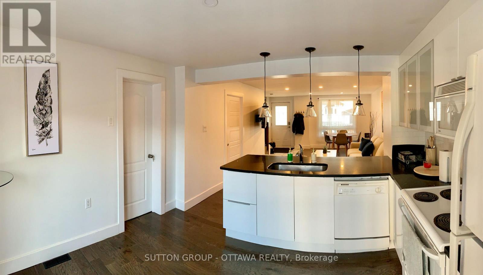 323 Montfort Street, Ottawa, Ontario  K1L 5N5 - Photo 9 - X11956246