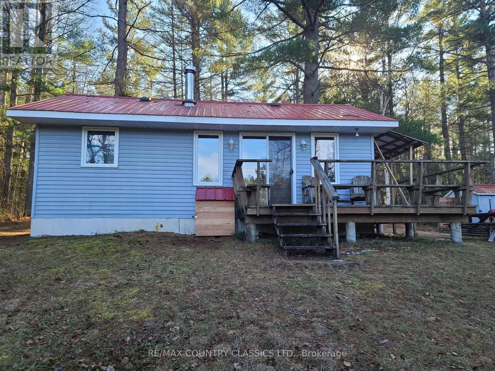111 SUNCREST LANE, Madawaska Valley, Ontario