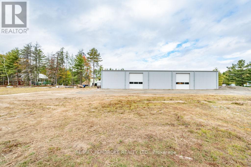 99 Industrial Avenue, Petawawa, Ontario  K8H 2W8 - Photo 2 - X11956151