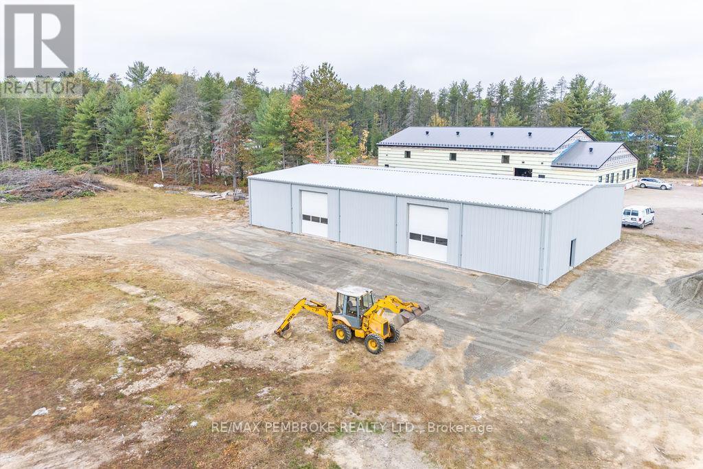 99 Industrial Avenue, Petawawa, Ontario  K8H 2W8 - Photo 4 - X11956151