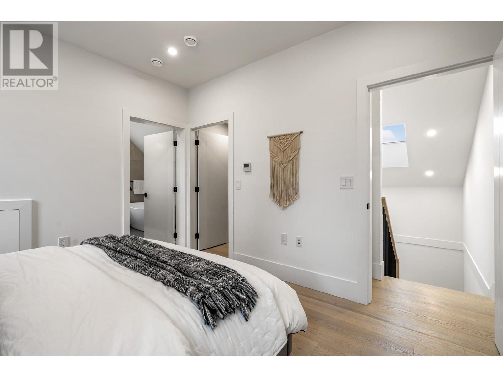 Listing Picture 20 of 40 : 2 3494 FRANKLIN STREET, Vancouver / 溫哥華 - 魯藝地產 Yvonne Lu Group - MLS Medallion Club Member