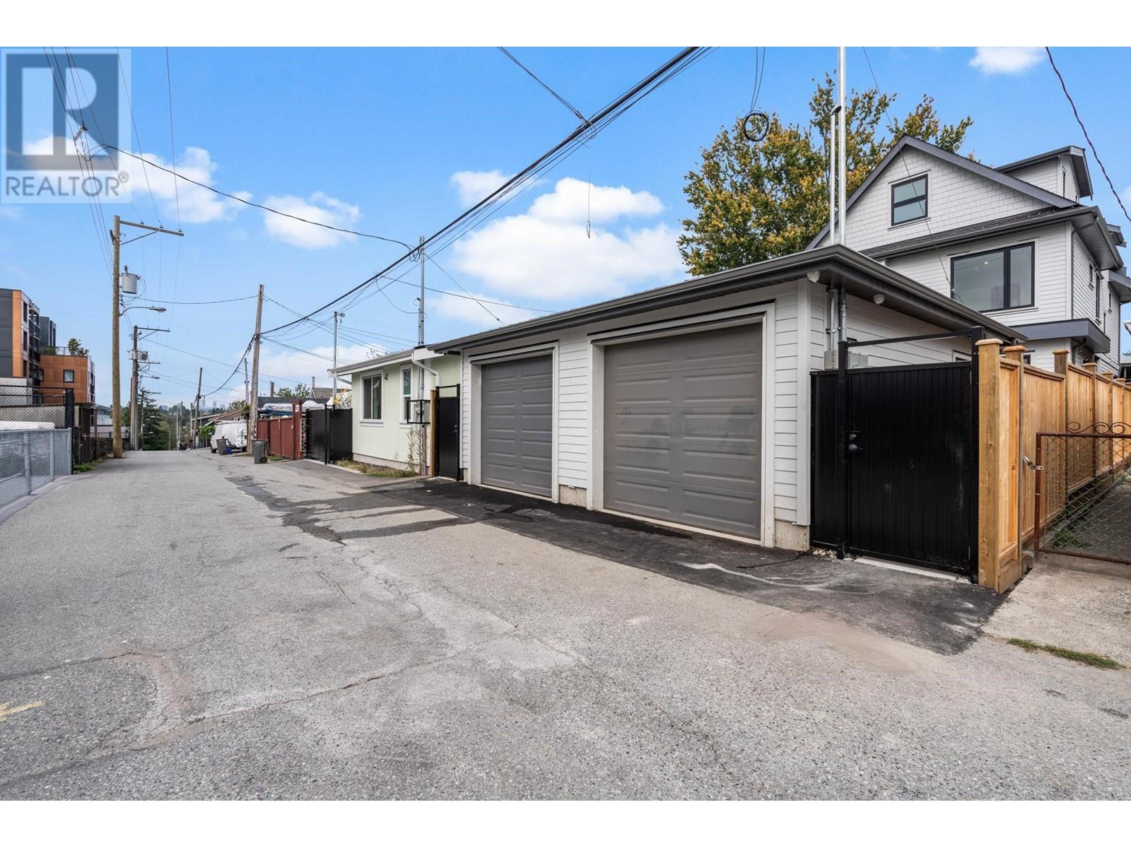 Listing Picture 30 of 40 : 2 3494 FRANKLIN STREET, Vancouver / 溫哥華 - 魯藝地產 Yvonne Lu Group - MLS Medallion Club Member