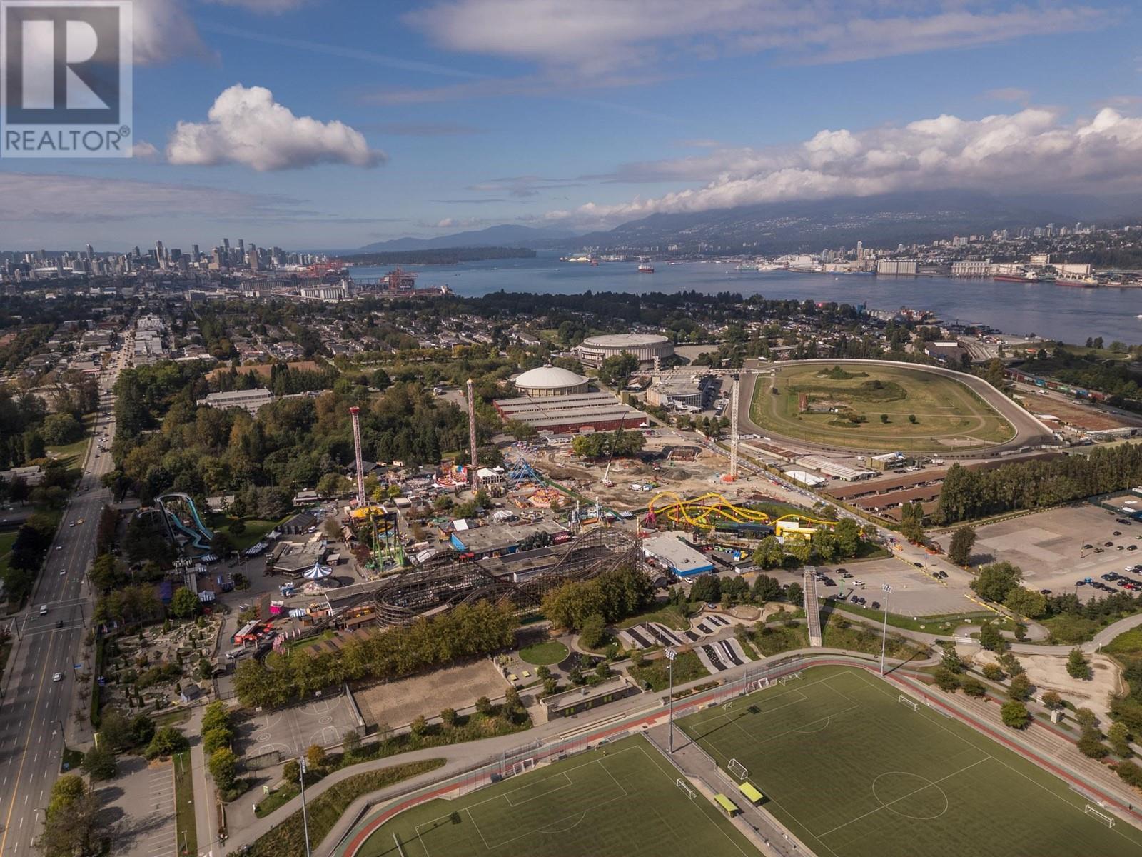 Listing Picture 39 of 40 : 2 3494 FRANKLIN STREET, Vancouver / 溫哥華 - 魯藝地產 Yvonne Lu Group - MLS Medallion Club Member