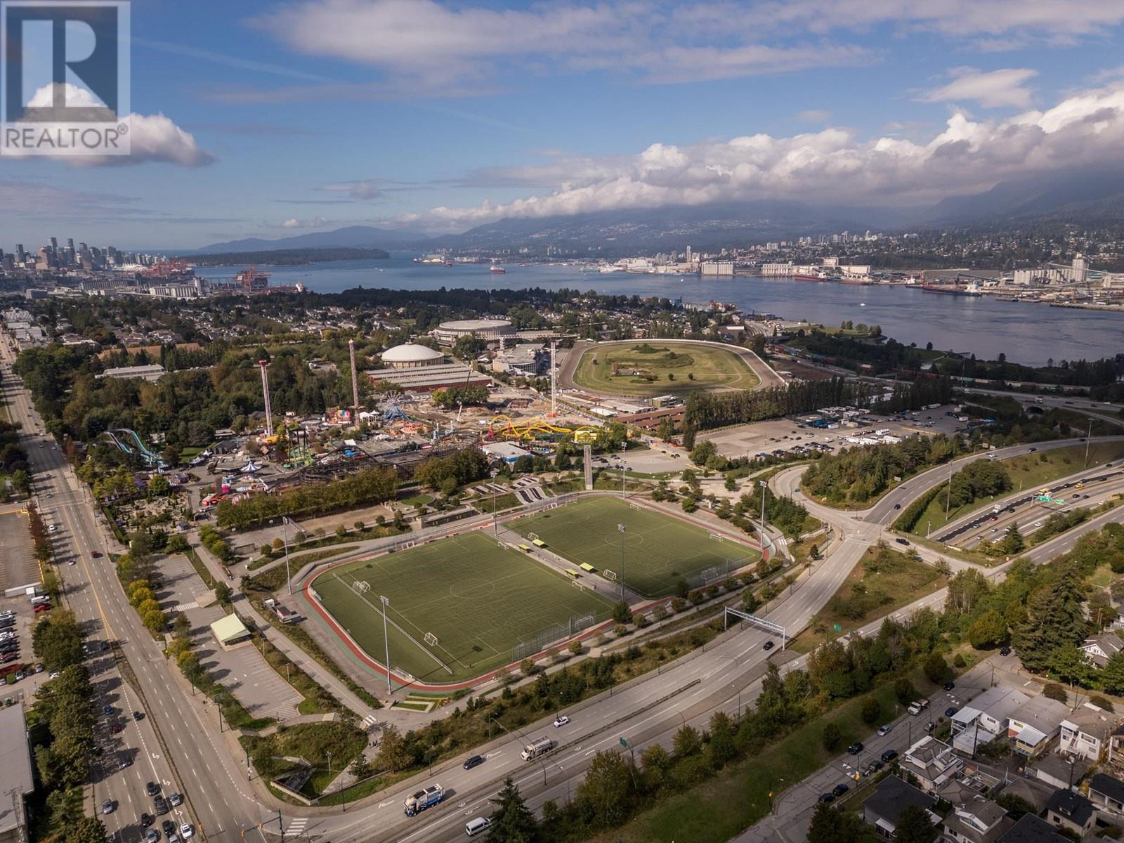 Listing Picture 38 of 40 : 2 3494 FRANKLIN STREET, Vancouver / 溫哥華 - 魯藝地產 Yvonne Lu Group - MLS Medallion Club Member