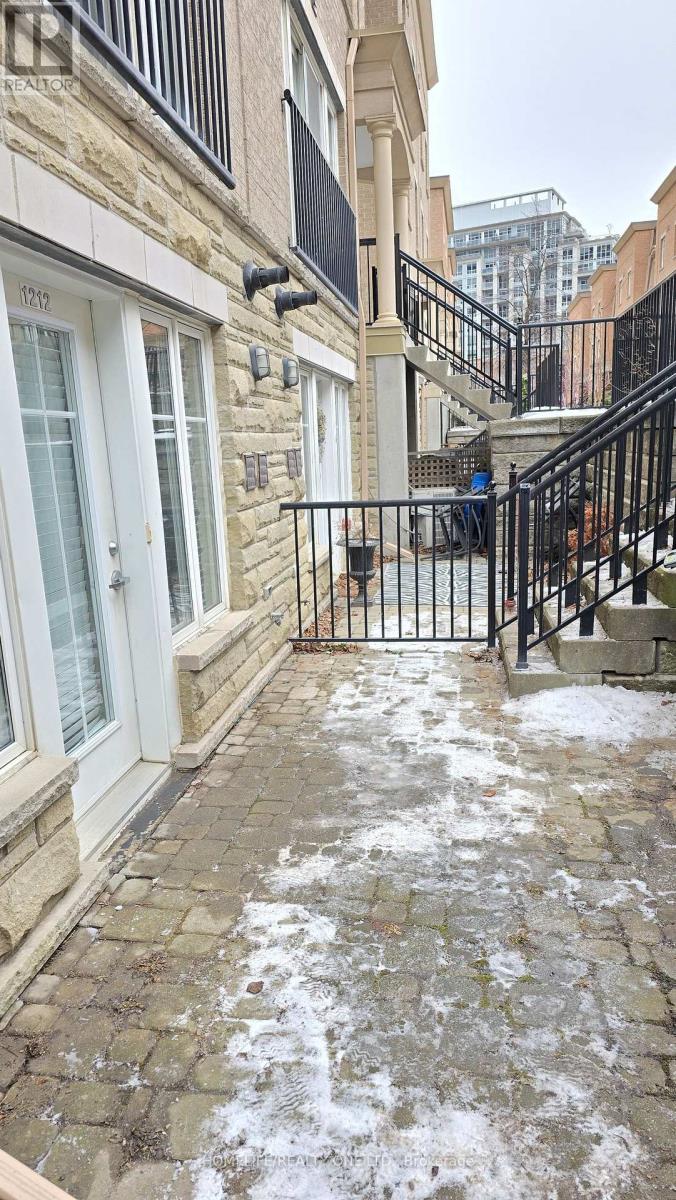Property at 1212 - 21 PIRANDELLO STREET E image 3