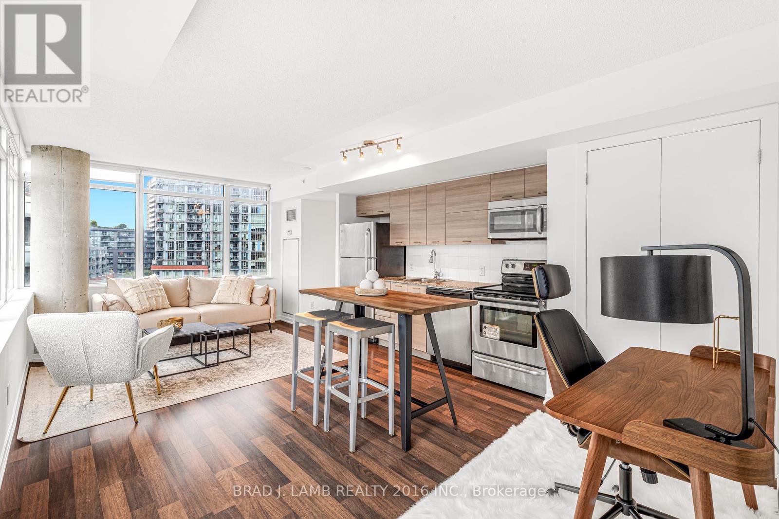 Property at 801 - 20 JOE SHUSTER WAY image 5