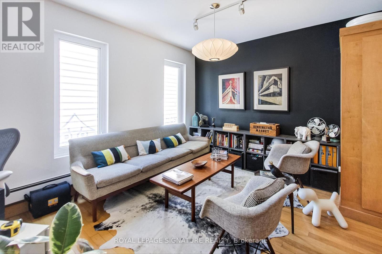 2nd - 6 Littlehayes Lane, Toronto, Ontario  M5T 1L8 - Photo 6 - C11955577