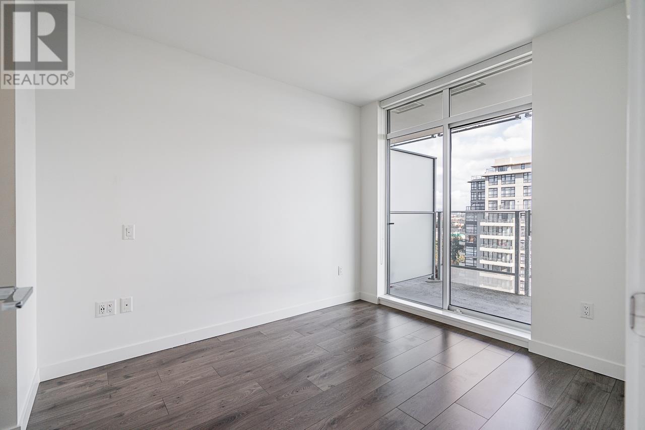 Listing Picture 15 of 33 : 1201 5580 NO. 3 ROAD, Richmond / 烈治文 - 魯藝地產 Yvonne Lu Group - MLS Medallion Club Member